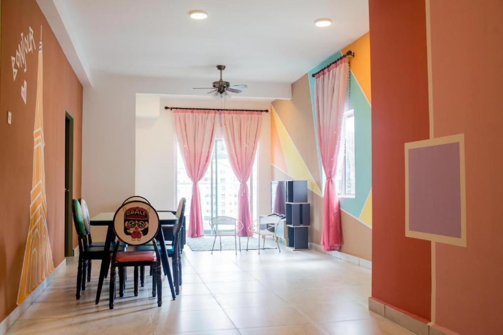 Icolor Home&Stay Ch6 Tanah Rata Exterior foto
