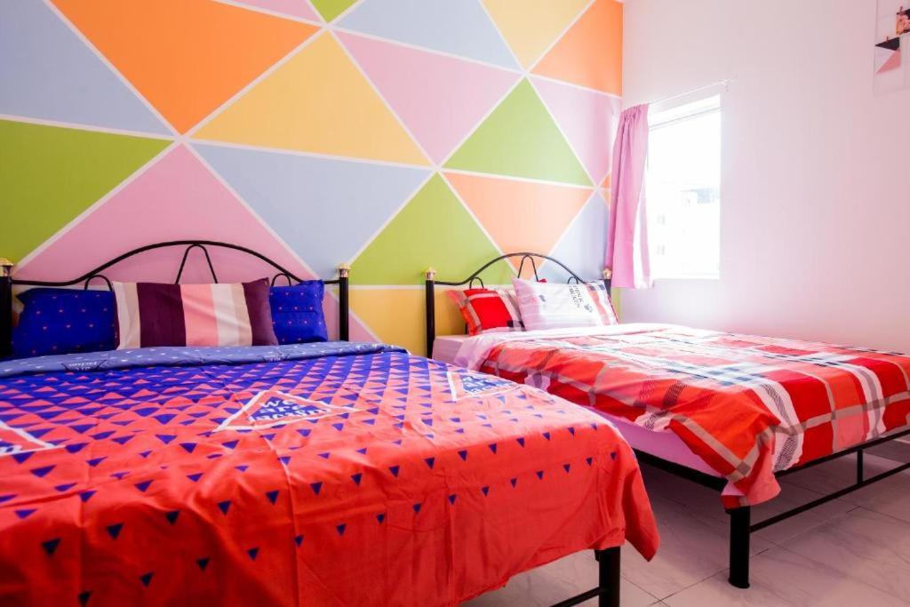 Icolor Home&Stay Ch6 Tanah Rata Exterior foto