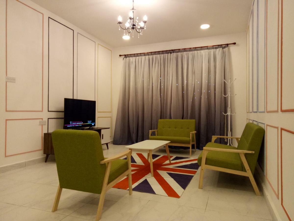 Icolor Home&Stay Ch6 Tanah Rata Exterior foto