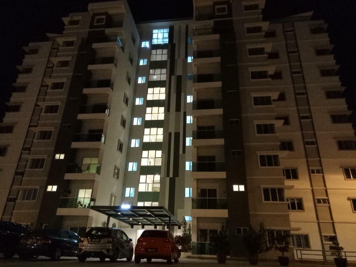 Icolor Home&Stay Ch6 Tanah Rata Exterior foto