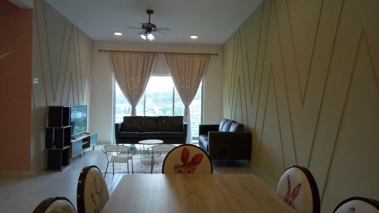 Icolor Home&Stay Ch6 Tanah Rata Exterior foto